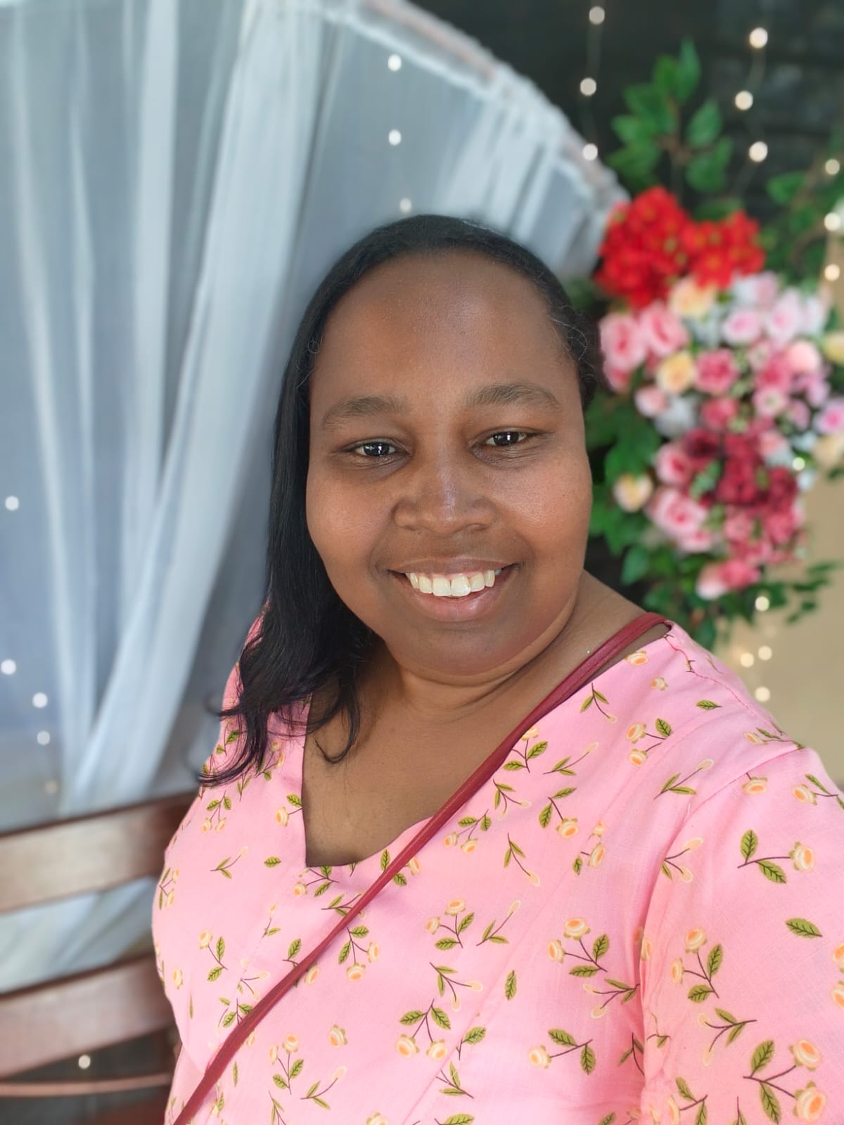 Foto principal da Missionária Lívia Leão